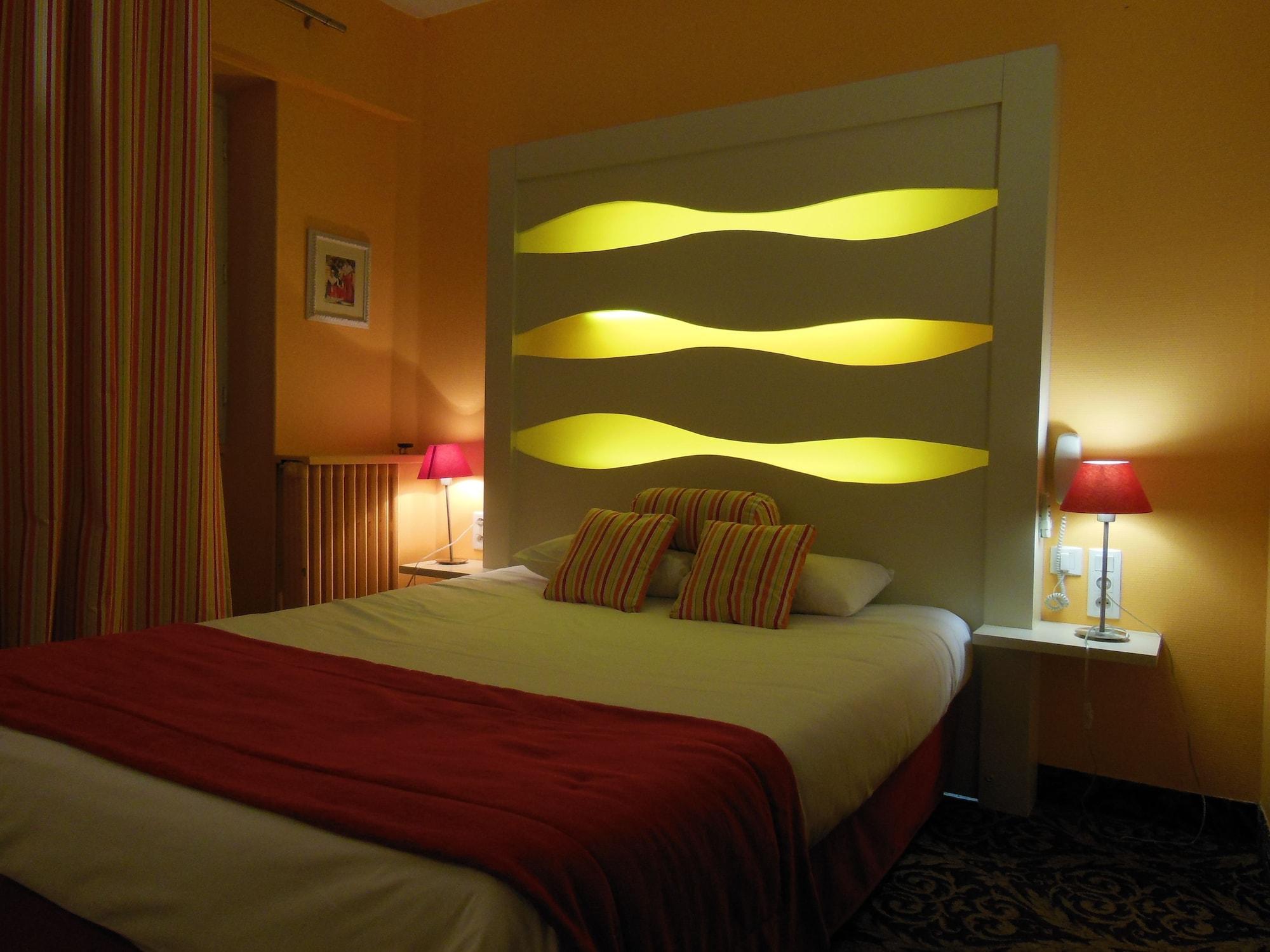 Le Glacier 3* Orange (Vaucluse)
