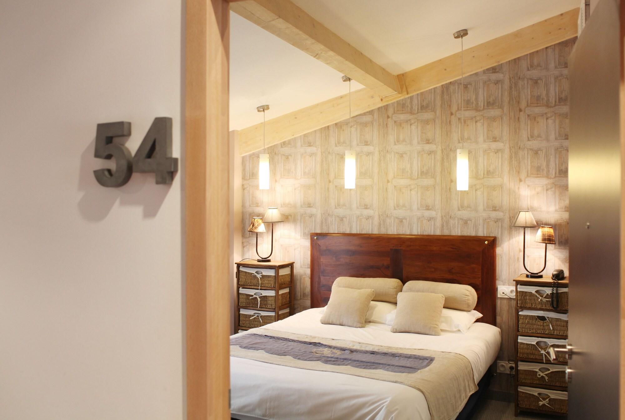 Le Glacier Hotel 3*