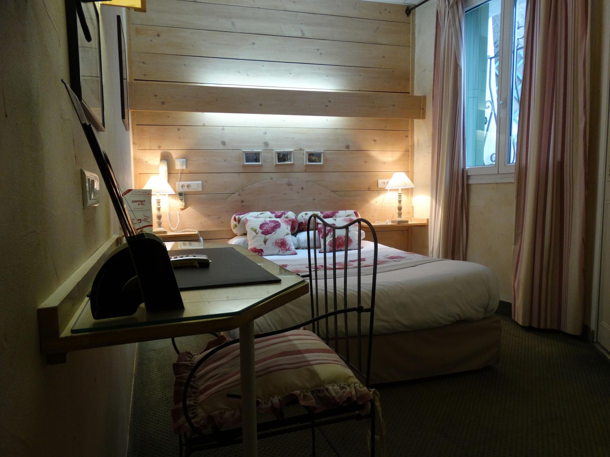 Hotel Logis Le Glacier