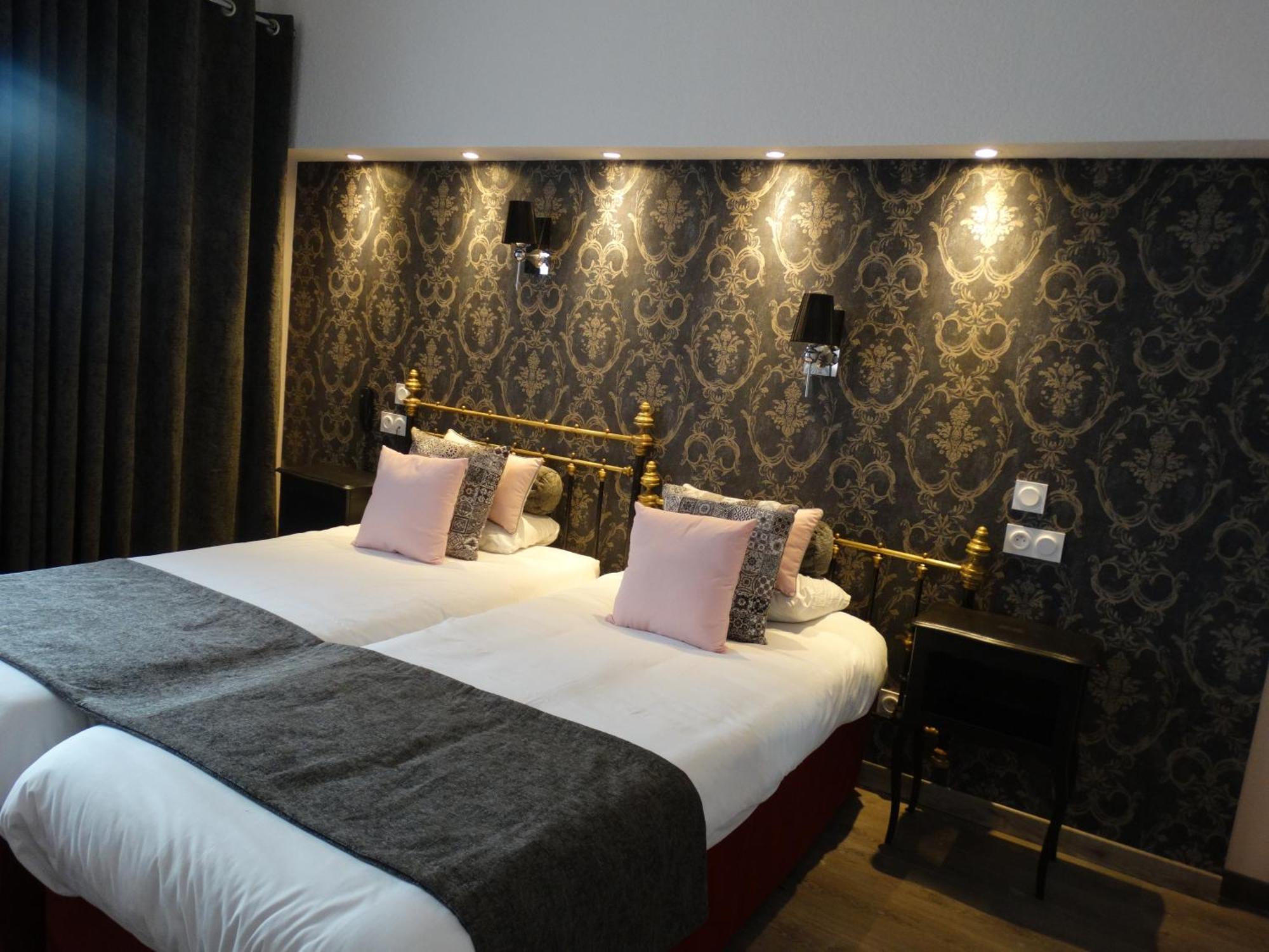 Logis Le Glacier 3*